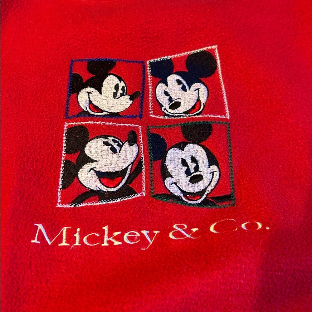 Vintage Disney sweater - Picture 2 of 4